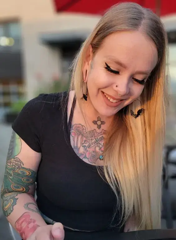 Rhiann Swanson Veterinary Assisting Grad